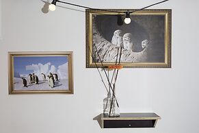 Will & Tate City Stay