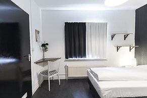 Will & Tate City Stay