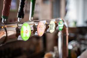 Will & Tate City Stay