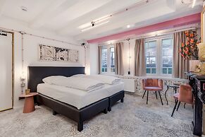 Will & Tate City Stay