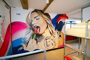 Will & Tate City Stay