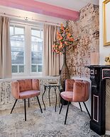 Will & Tate City Stay