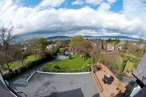 OYO Rayanne House Guest Accommodation