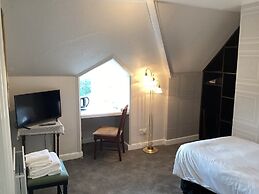 OYO Rayanne House Guest Accommodation