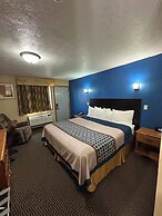 Eco-Lux Inn