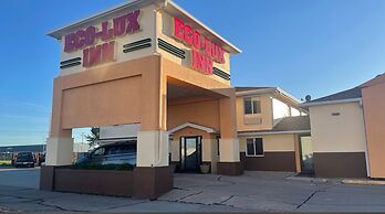 Eco-Lux Inn