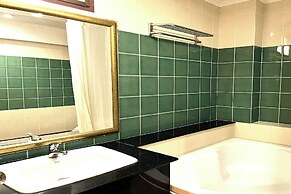 Aiyaree Place Hotel