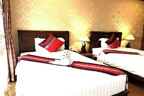 Aiyaree Place Hotel