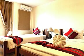 Aiyaree Place Hotel