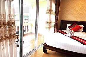 Aiyaree Place Hotel