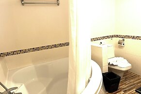 Aiyaree Place Hotel