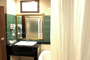 Aiyaree Place Hotel