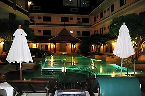 Aiyaree Place Hotel