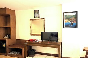 Aiyaree Place Hotel