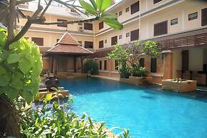 Aiyaree Place Hotel