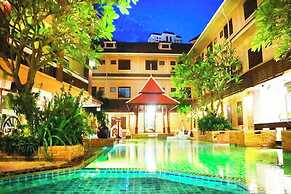 Aiyaree Place Hotel