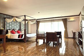 Aiyaree Place Hotel