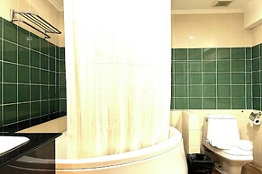 Aiyaree Place Hotel