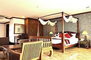 Aiyaree Place Hotel