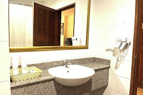 Aiyaree Place Hotel