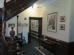 Madison Manor Boutique Hotel