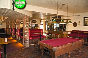 Madison Manor Boutique Hotel