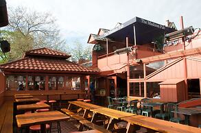 Madison Manor Boutique Hotel