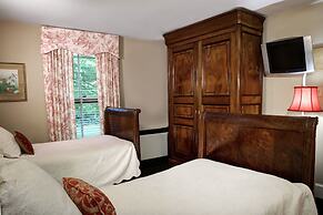 200 South Street Inn