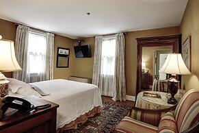 200 South Street Inn