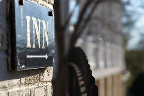 200 South Street Inn