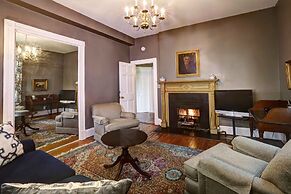 200 South Street Inn