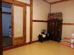 Hyosunjae Hanok Guesthouse