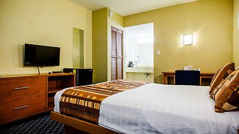 American Inn Hotel & Suites Hidalgo del Parral