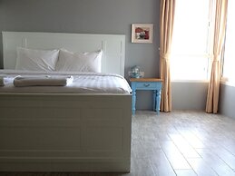 Hub Hua Hin 57 Hotel