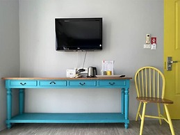 Hub Hua Hin 57 Hotel