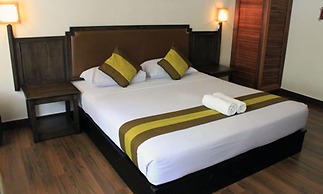 Hotel The Flora Kuta Bali