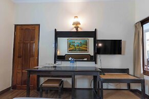 Hotel The Flora Kuta Bali