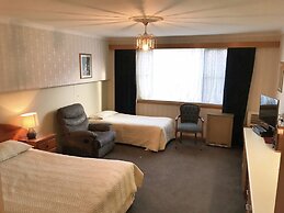 Motel Mayfair on Cavell