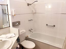 Motel Mayfair on Cavell