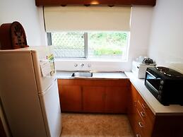 Motel Mayfair on Cavell