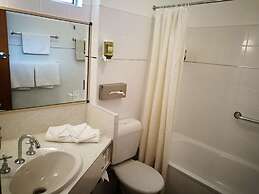 Motel Mayfair on Cavell