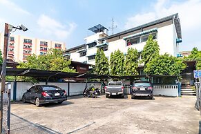 Riski Residence Bangkok-noi