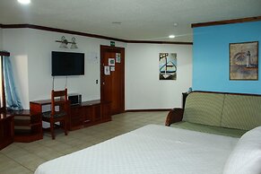 Fish Hook Marina & Lodge