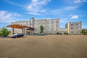 Home Inn and Suites Lloydminster