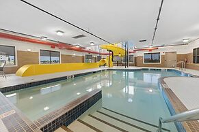Home Inn and Suites Lloydminster