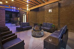 Holiday Inn Express & Suites Geneva Finger Lakes by IHG