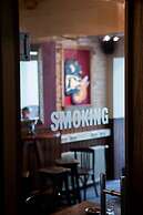 The Flying Pig Uptown Hostel