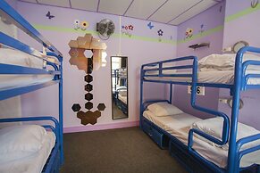 The Flying Pig Uptown Hostel