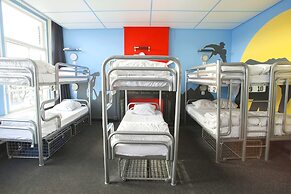 The Flying Pig Uptown Hostel