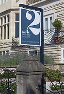 2 Crescent Gardens